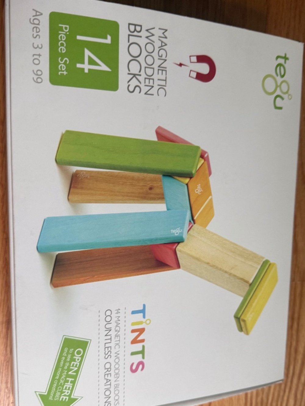 14-Piece starter Set Magnetic Wooden Blocks Tegu